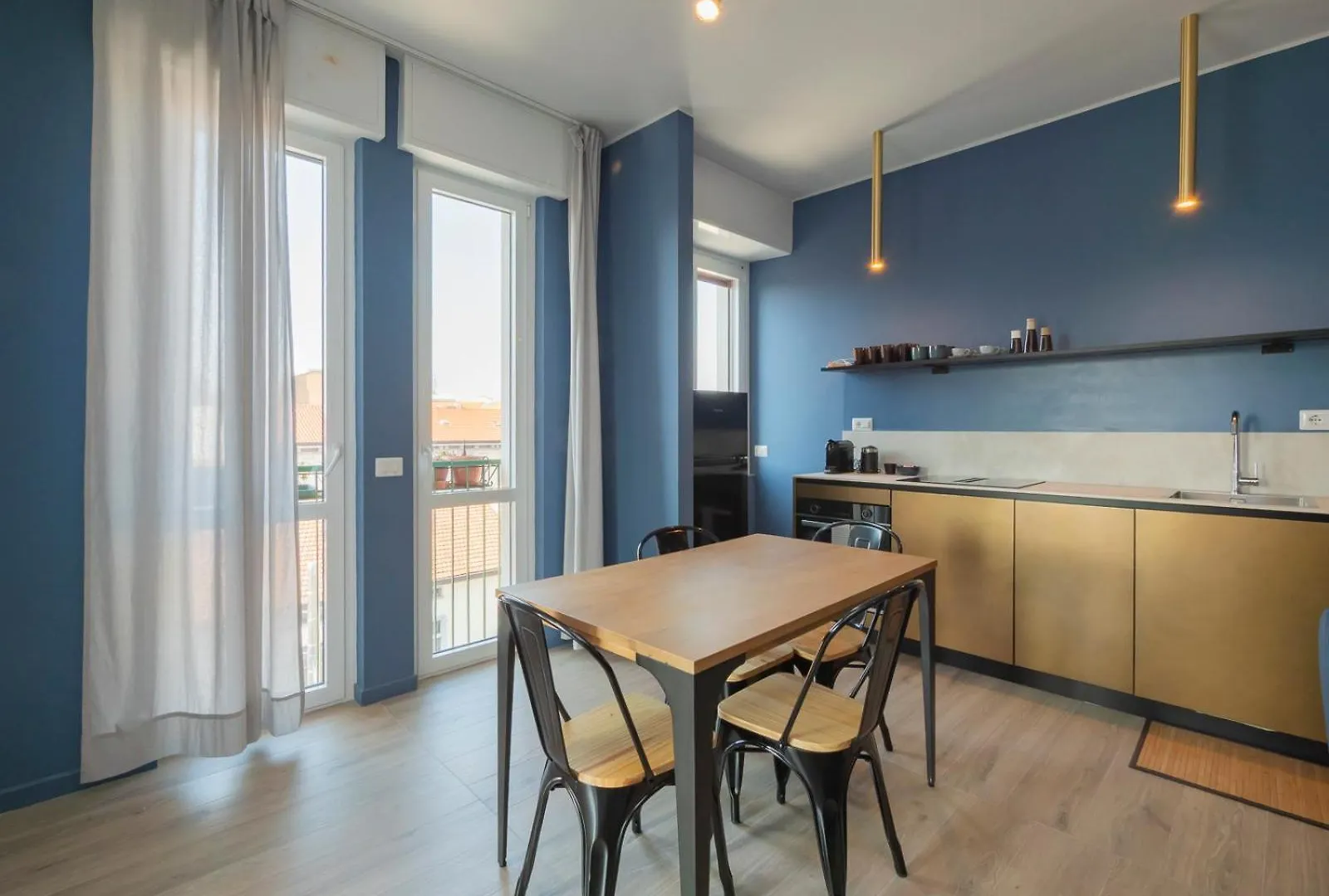 New Two-Room Apartment A Stone'S Throw From The M3 Metro Milánó