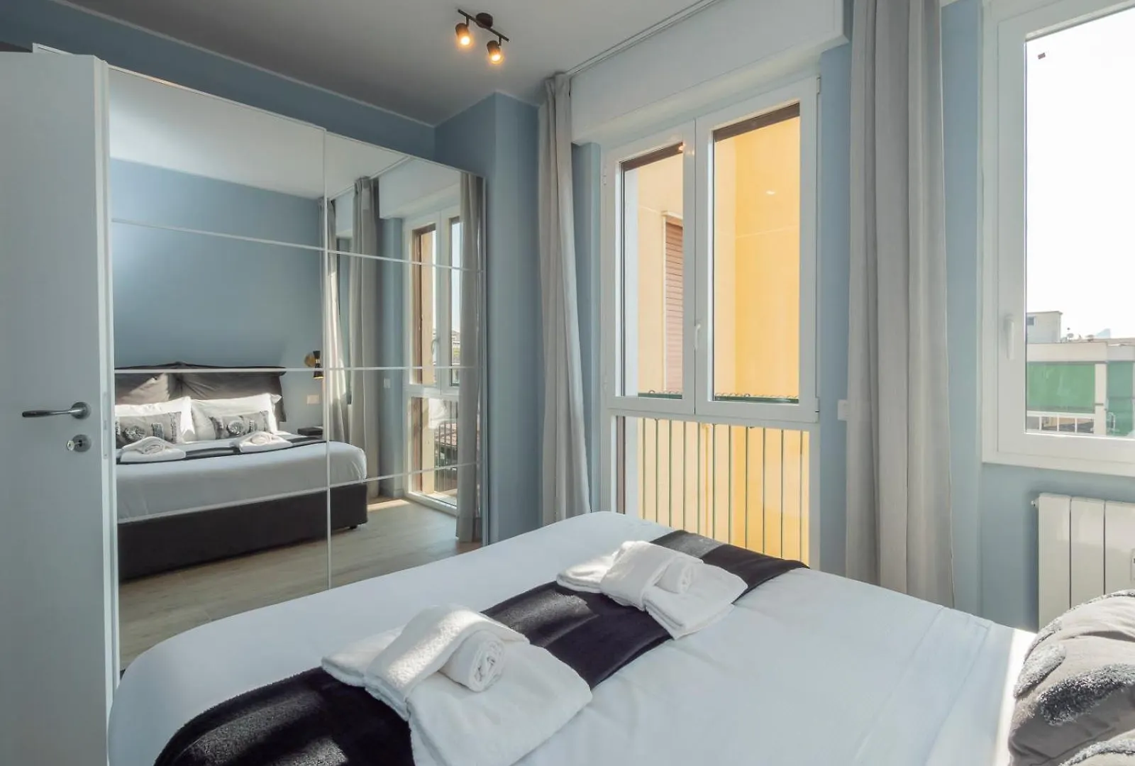 New Two-Room Apartment A Stone'S Throw From The M3 Metro Milánó 0*,