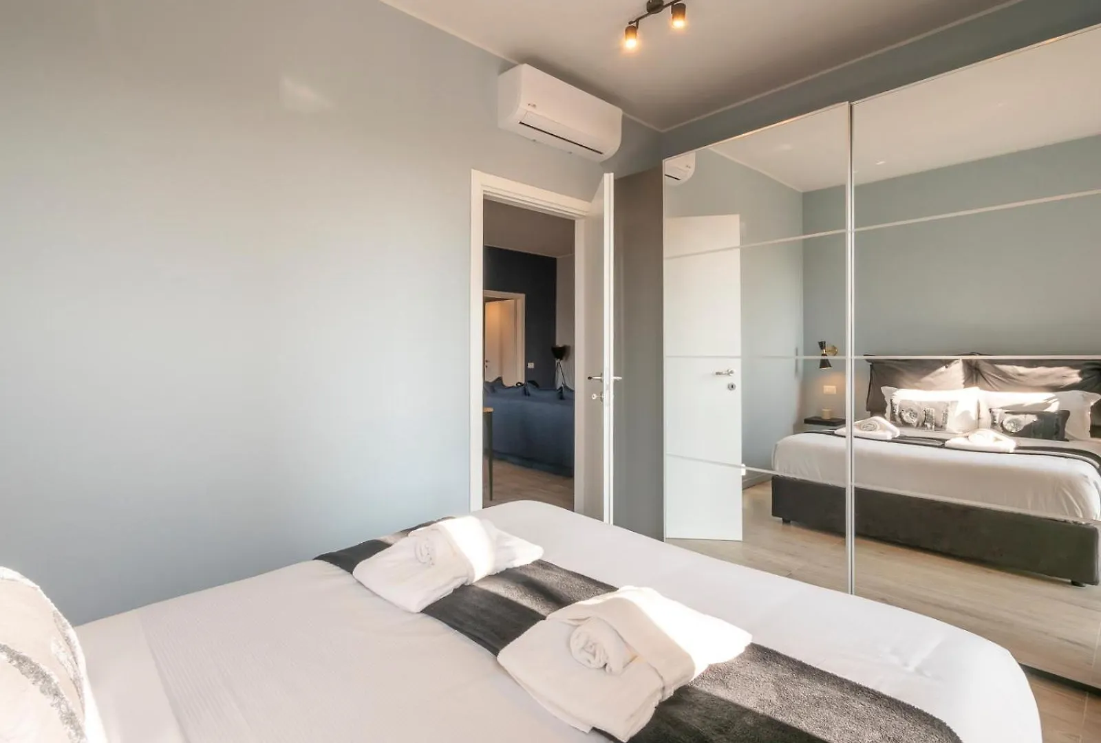 New Two-Room Apartment A Stone'S Throw From The M3 Metro Milánó