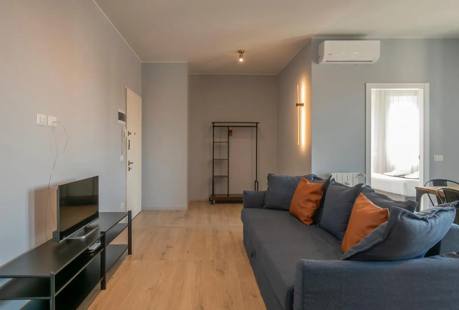New Two-Room Apartment A Stone'S Throw From The M3 Metro Milánó 0*,